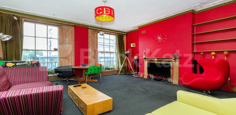 2 bed split level period conversion in the heart of Camden full of character  Camden Road, Camden